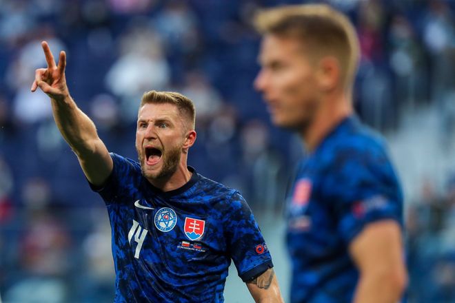 九游体育-关于莱万多夫斯基爆冷击败西班牙队，大胜引爆全场！的信息