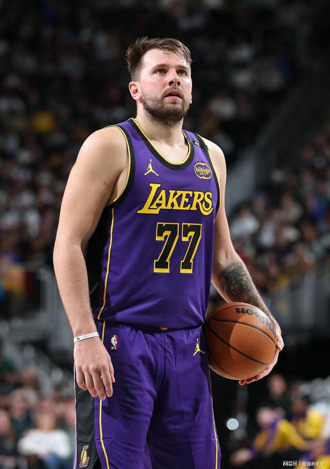 九游娱乐- 东契奇关键节点精彩发挥,g2带队取胜了吗 